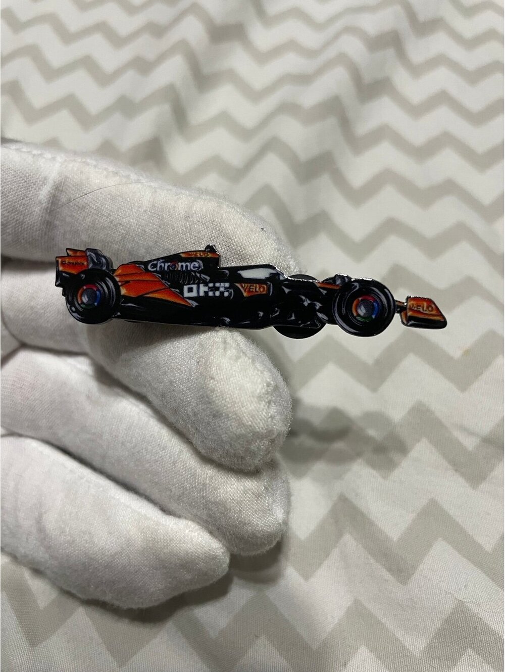 McLaren Mcl38 formula1 car enamel pin brooch anime cartoon